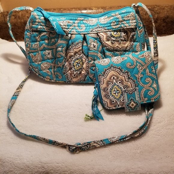 Vera Bradley Handbags - Vera Bradley crossbody and trifold wallet